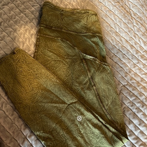 Lululemon leggings - Picture 4 of 4